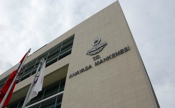 anayasa-mahkemesi-yeni-manset