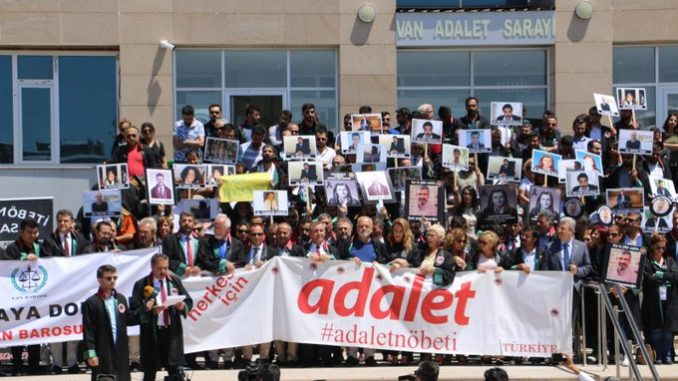van adalet nöbeti 2